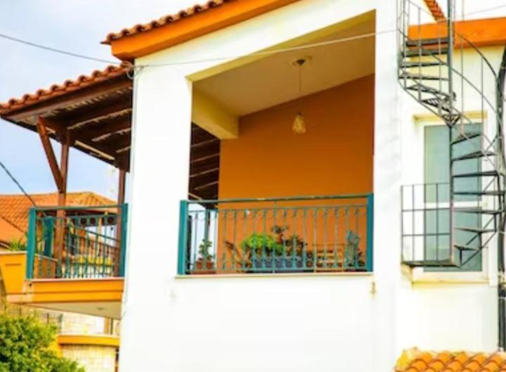 Olga's Garden - Douneika Holiday home